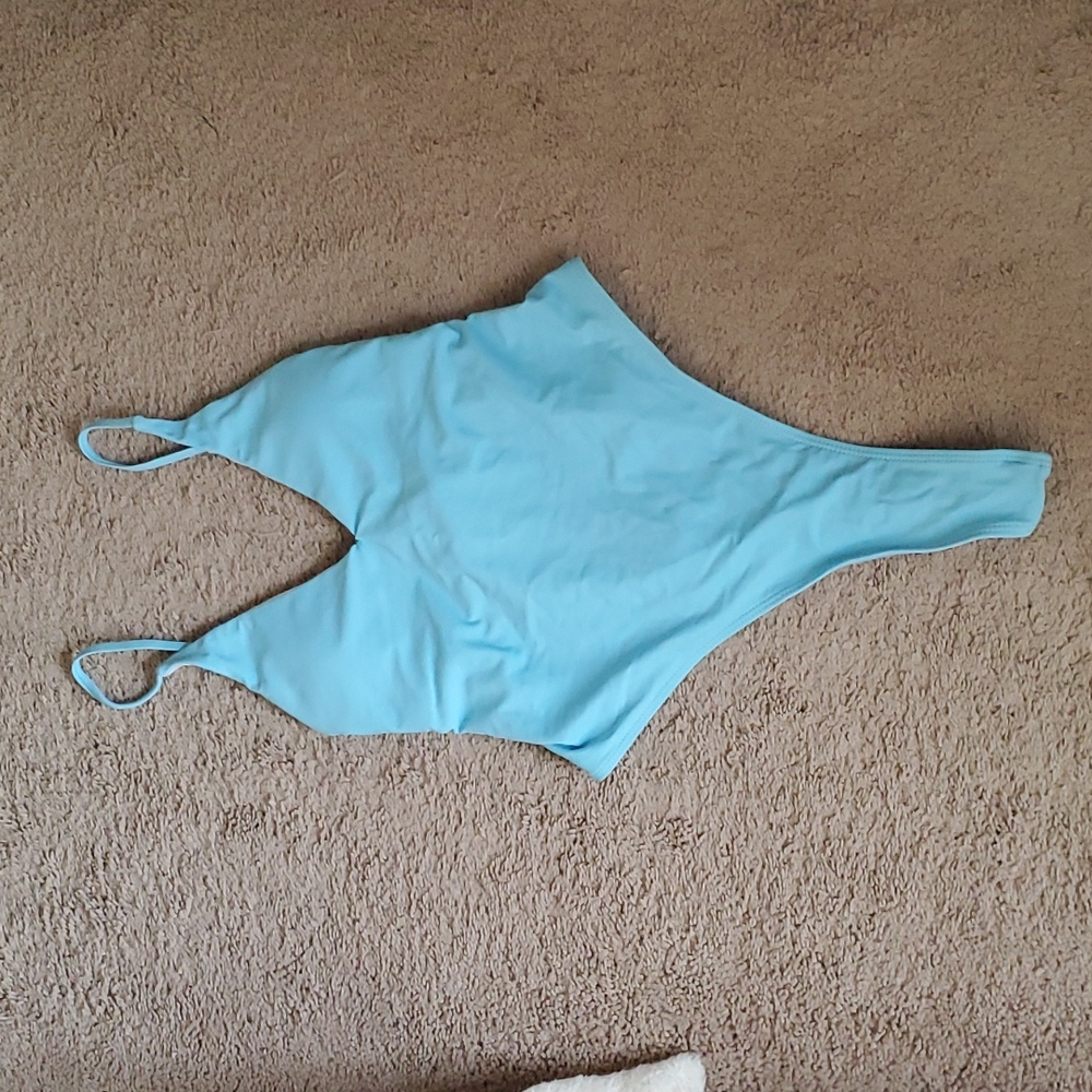 🌟SHEIN BLUE ONE PIECE BATHUNG SUIT SIZE MEDIUM